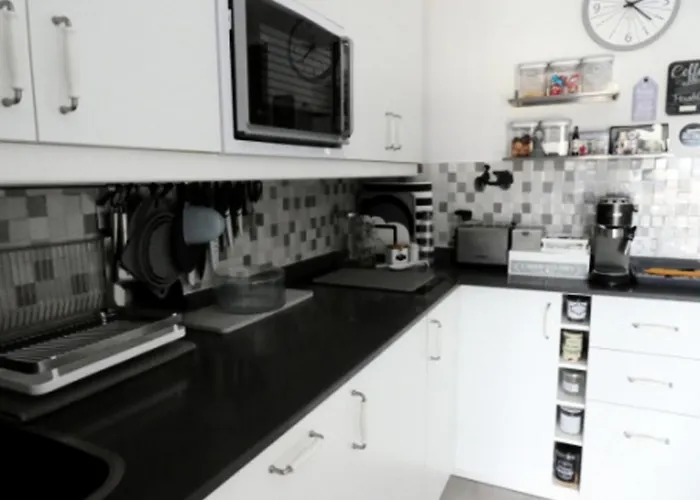 Daire Le Boucanier - N°231- 4eme Etage - Batiment 2 Mae-9904 *